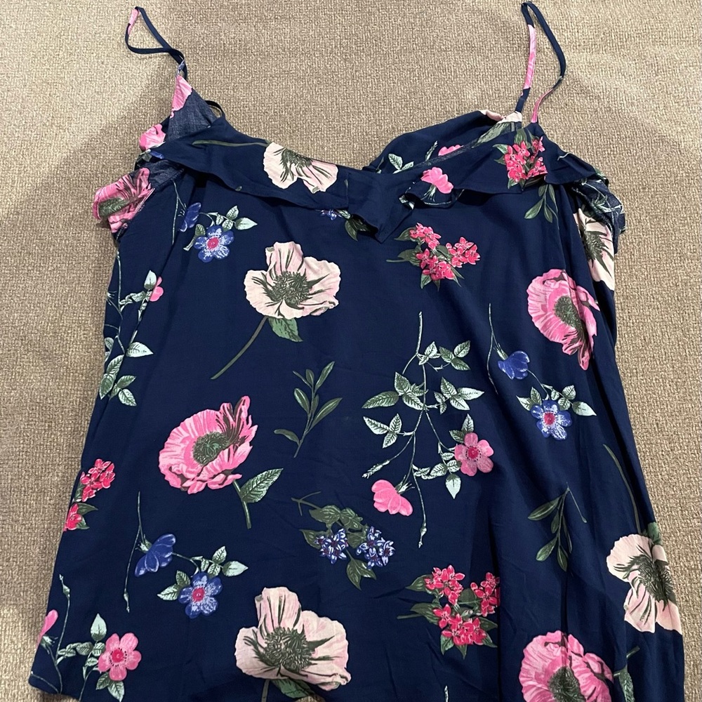 Old Navy top